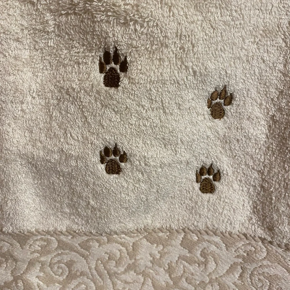 NWT Ferret Hand Towels by Westpoint Stevens, 100% Cotton